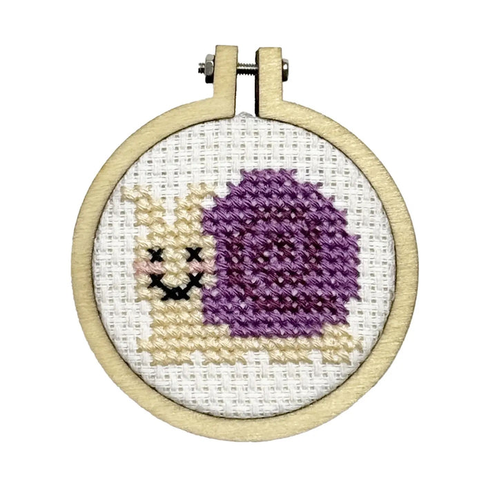 Mini Broderingskit Lets Shellebrate