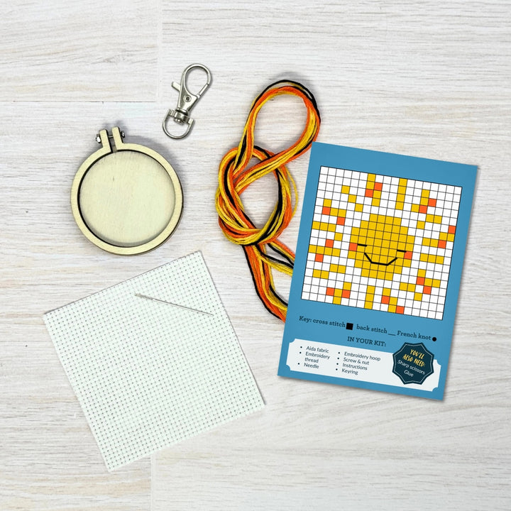 Mini Broderingskit You Are My Sunshine