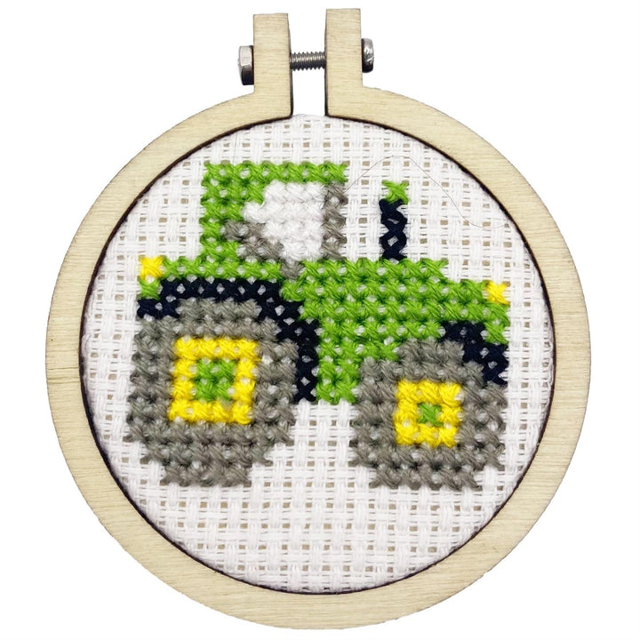 Mini Broderingskit Keep Calm And Plough On!