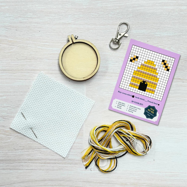 Mini Broderingskit Hive Got Your Back!