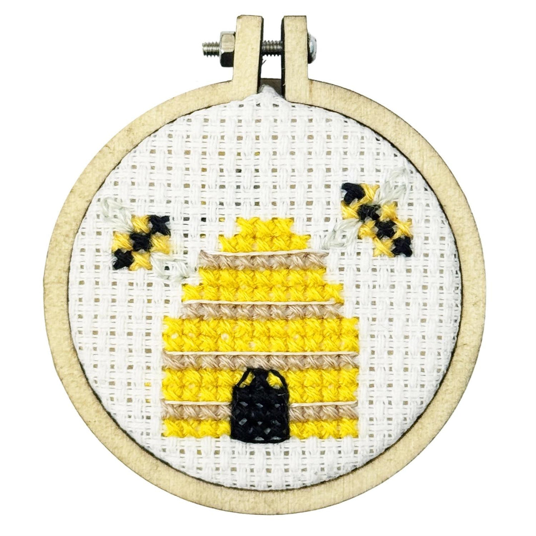 Mini Broderingskit Hive Got Your Back!