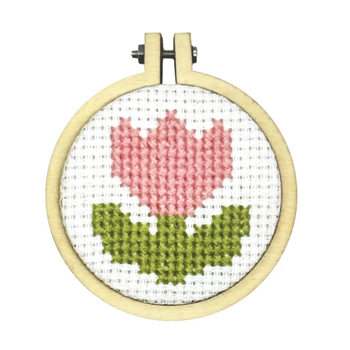 Mini Broderingskit You Are Blooming Lovely!